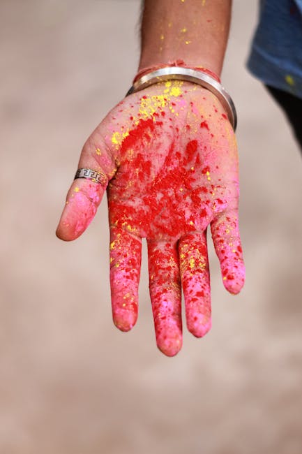 Descoperă magia festivalului Holi, sărbătoarea culorilor din India