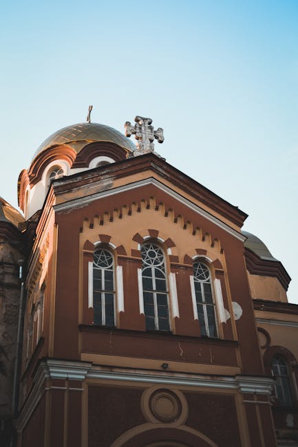 Peste o mie de credincioși s-au adunat la Mănăstirea Putna pentru Adormirea Maicii Domnului