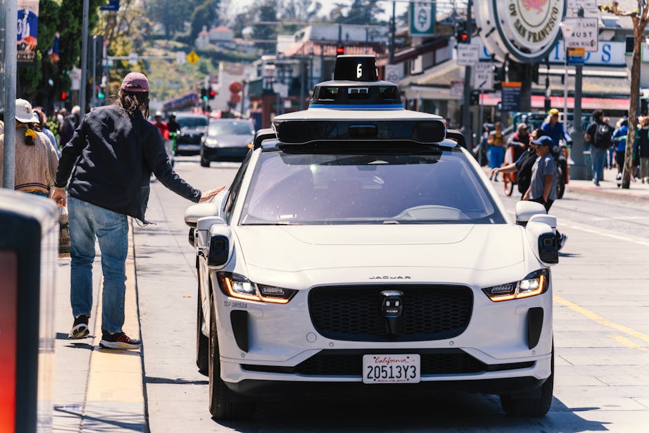 Robotaxiurile câștigă teren pe piața de ridesharing: impactul asupra șoferilor umani