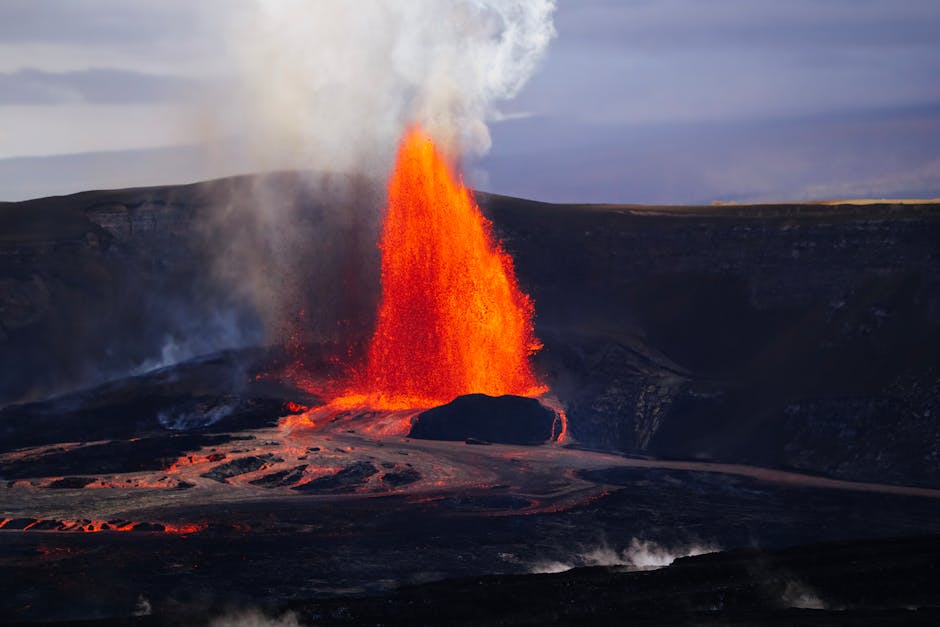 Kilauea erupts again: Lava fountains threaten communities in Hawaii