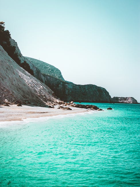 Descoperă Lefkada: insula grecească cu ape turcoaz uimitoare în 2026