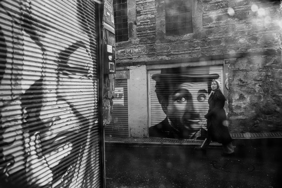 Csupan Eduard: O expoziție inedită cu Charlie Chaplin la cafea