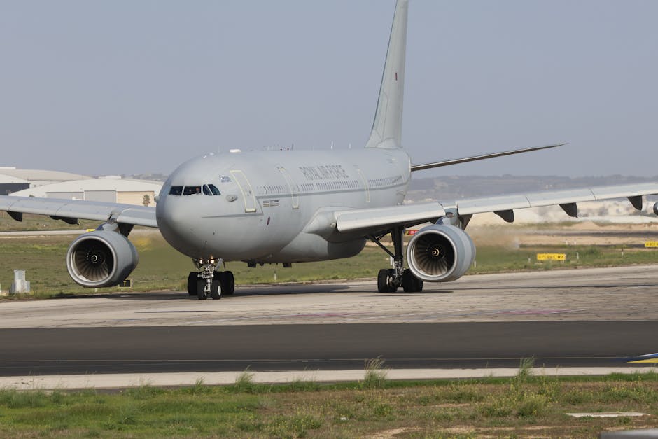 Aeroportul Mihail Kogălniceanu închis pentru zboruri civile timp de 32 de ore