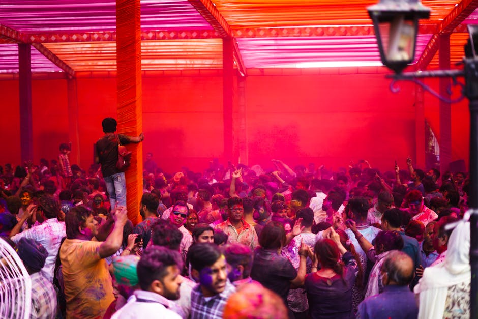 Timișoara celebrează Holi cu peste 450 de participanți: o explozie de culori și bucurie