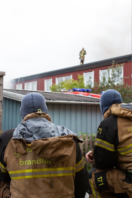 Incendiu devastator în Brabova: două case în flăcări