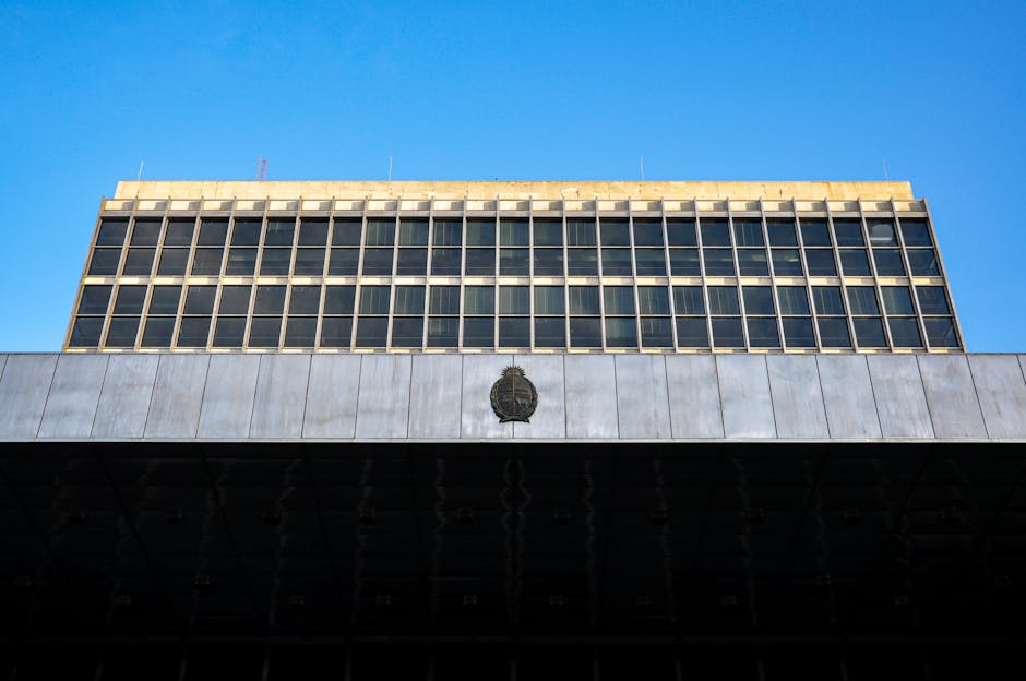 Schimbări la Prefectura Hunedoara: demisia secretarului general