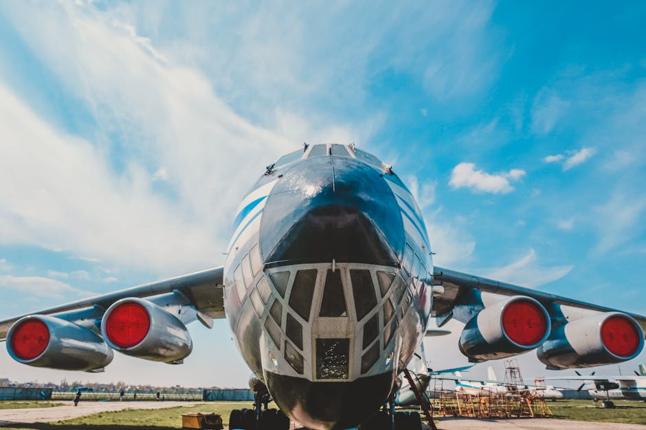 Un avion ucrainean surprinde locuitorii din Satu Mare cu zgomotul său