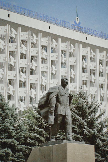 Doliu în învățământ: a murit profesorul Titus Slavici, fondator al unei universități de prestigiu