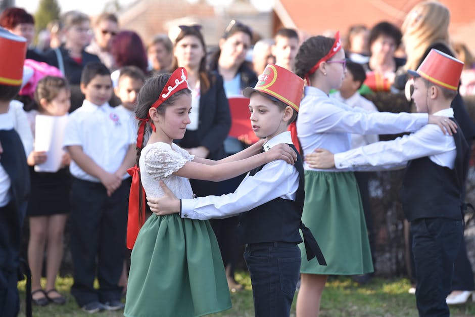 Un flashmob impresionant va anima centrul Sibiului cu dansuri populare