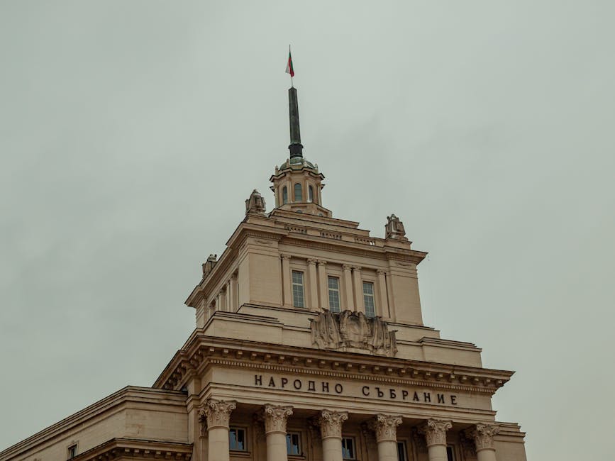 România are nevoie de stabilitate politică, nu de conflicte între partide