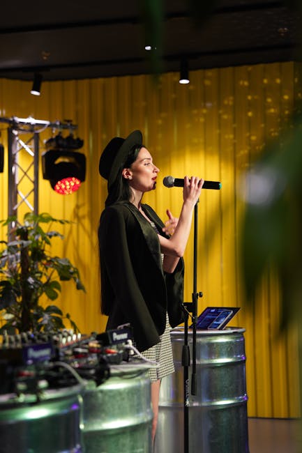Dominique Simionescu, un nou talent de la Vocea României, a impresionat antrenorii