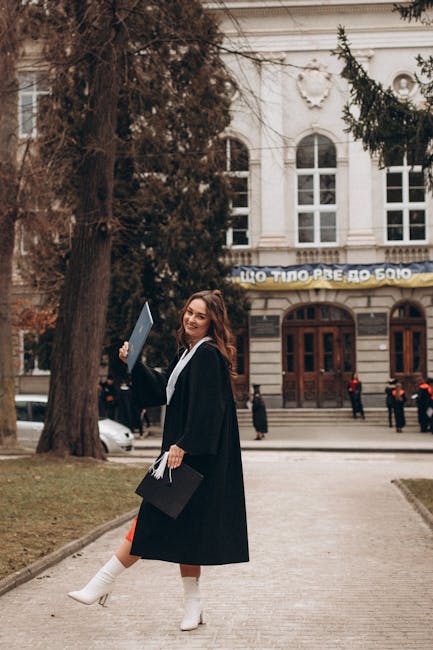 Denisa din Sălaj, excepțională cu nota 10 la master și bursă de excelență