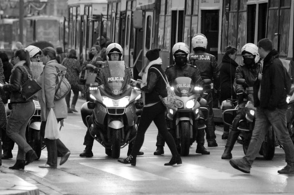 Adolescent din Dealu Frumos, prins pe motocicletă fără permis și înmatriculare