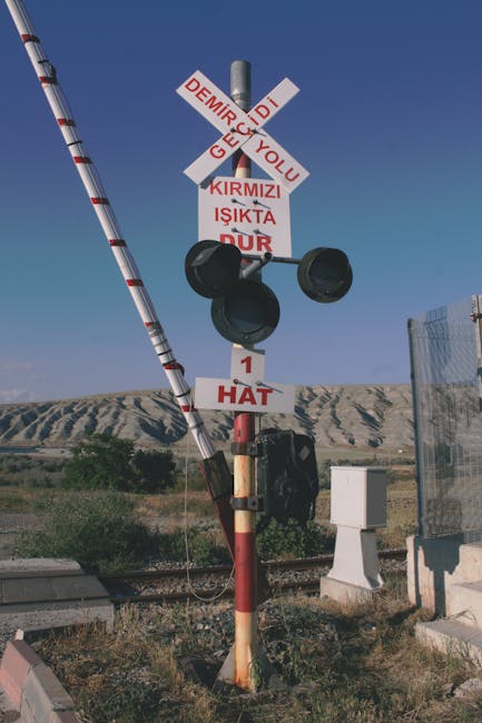 Bărbat reținut după ce a blocat o trecere la nivel cu calea ferată