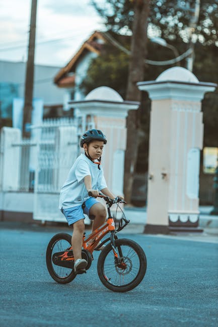 Alege bicicleta perfectă pentru copilul tău: greutatea contează mai mult decât crezi