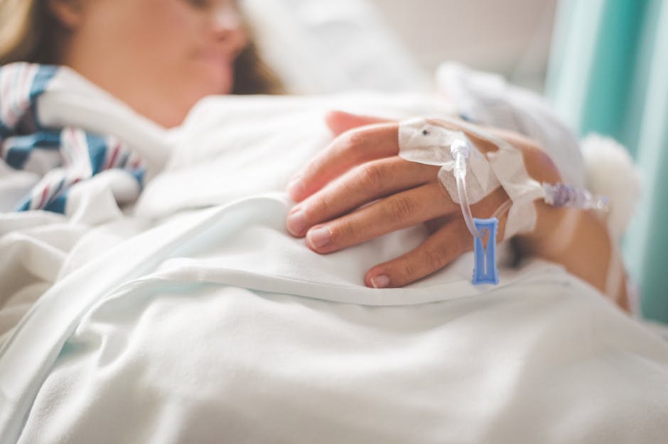 O mamă britanică își recâștigă vederea după pierderea temporară postnaștere
