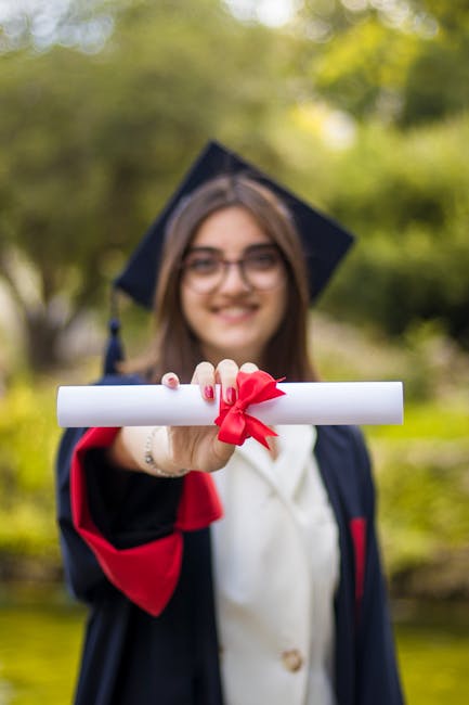 Românii de pretutindeni au șansa de a studia la Universitatea din Petroșani în 2026