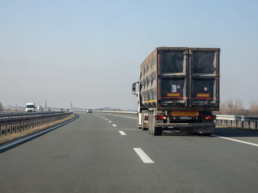 Atenție, șoferi! Transporturi agabaritice pe drumurile din România