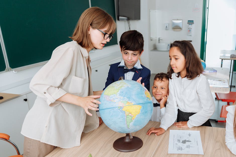 Doi elevi din Târgu Jiu impresionează la concursul național de geografie