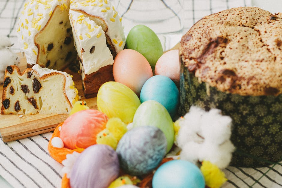 Masa de Paște sub lupă: Aditivii din panettone și vopseaua de ouă
