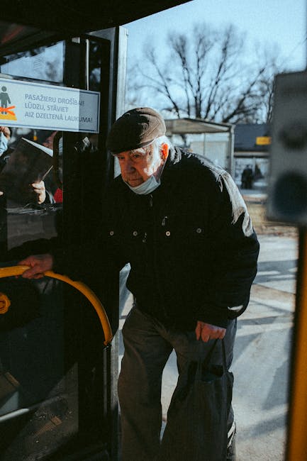 Pensionar prins în timp ce transporta ilegal pasageri pe ruta Călimănești – Râmnicu Vâlcea
