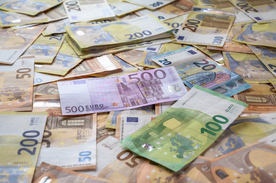 Spania și alte patru țări europene solicită un impozit pe profiturile companiilor energetice