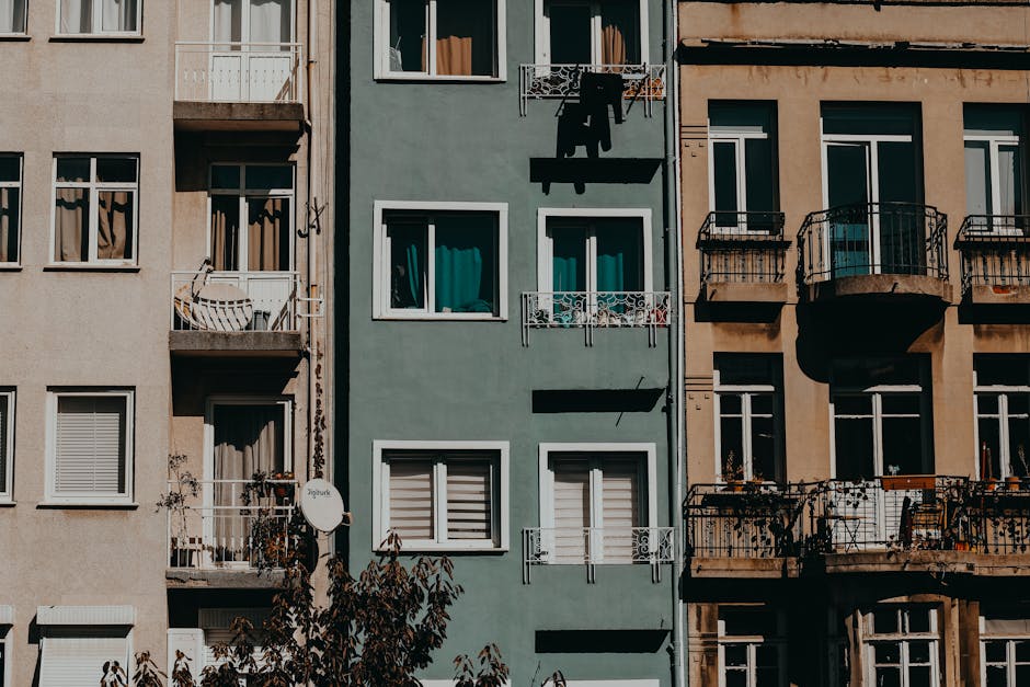 UE ia măsuri decisive pentru a controla închirierile Airbnb și a combate criza locuințelor