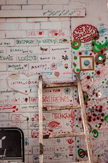Vandalismul afectează decorațiunile pascale din Zalău
