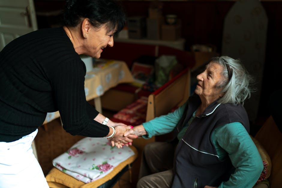 Studenții la asistență socială aduc zâmbete la Casa de Tip Familial din Baia Mare
