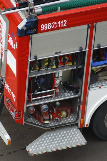 Incendiu devastator la un camion încărcat cu lemne în Râșca