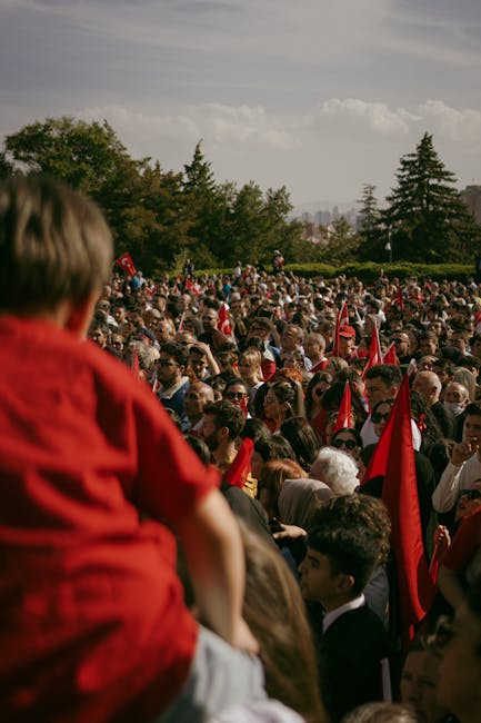 Mobilizare impresionantă a sălăjenilor la întâlnirea cu Călin Georgescu în Oradea