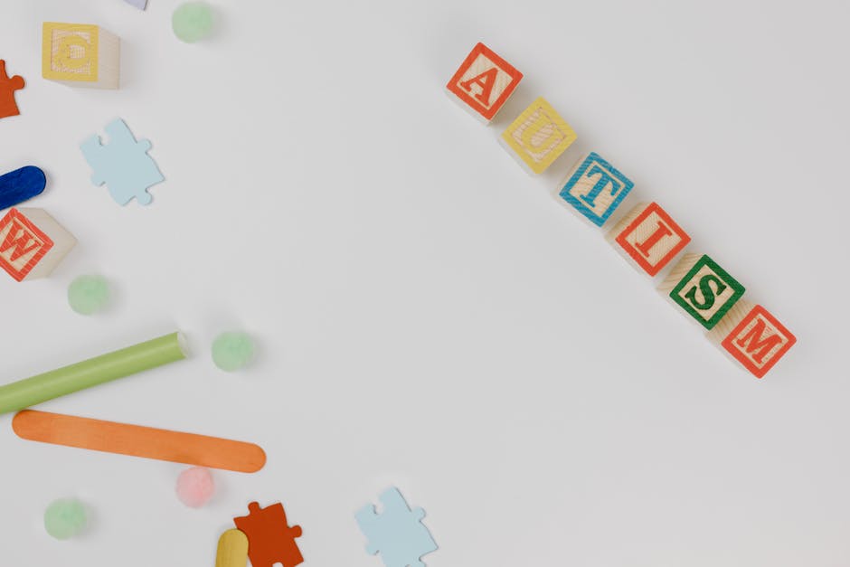 Învățarea intervenției moderne în autism: un curs inovator la Botoșani