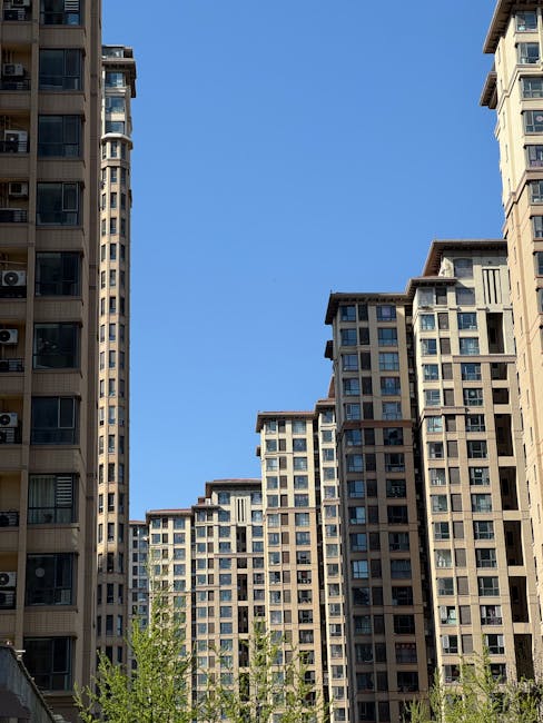 Finalizarea zgârie-norilor nelocuit: o poveste de 18 ani în construcție
