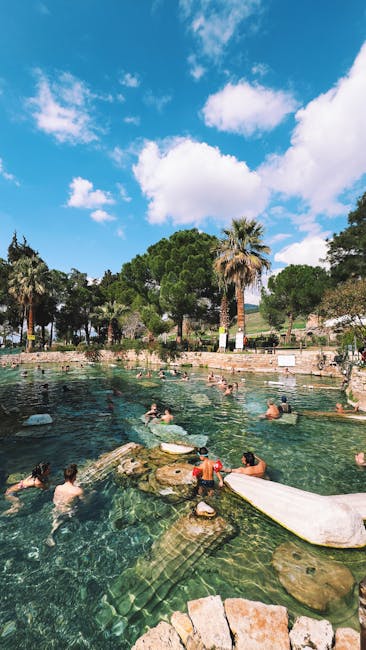 Vacanța de Paște atrage turiști la piscinele cu apă sărată din Sovata