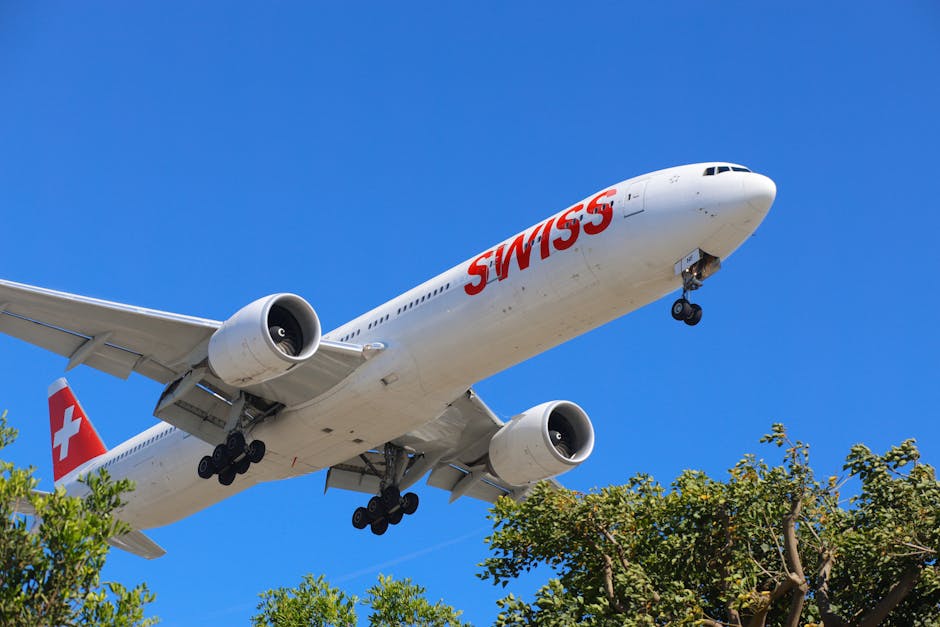 Cresc prețurile biletelor de avion: anulări masive din cauza crizei combustibilului