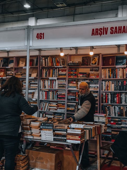 Descoperă eroii literaturii: o expoziție dedicată bibliotecarilor la Timișoara