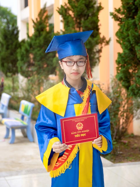 Eroare pe diplomele de bacalaureat: un liceu corectează rapid greșelile