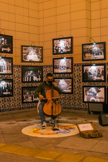 Descoperă arta și ajută comunitatea la o expoziție caritabilă unică