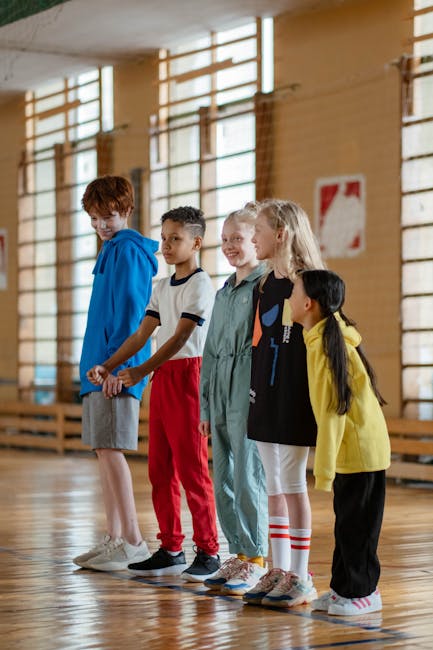 175 de copii din Bâlteni primesc echipamente sportive pentru o educație echitabilă