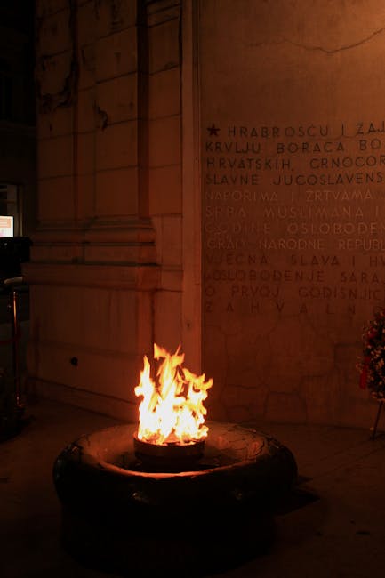 Descoperă povestea fascinantă a monumentului din Piața Petru Rareș
