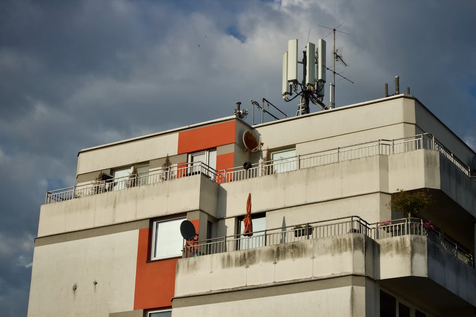 Antena instabilă din Gherla amenință siguranța localnicilor