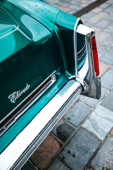 Transformă-ți evenimentul cu eleganța unui Cadillac Eldorado 1975