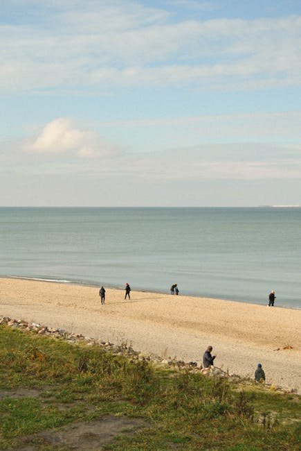 Vama Veche: Turiștii înfruntă vremea rece de 1 Mai pentru o vacanță memorabilă