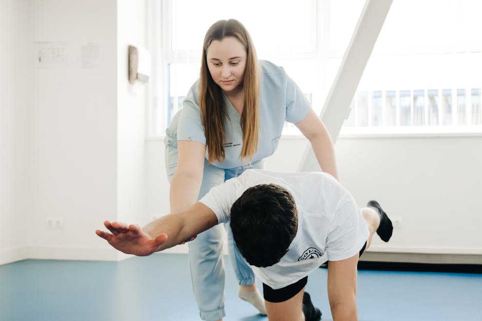 Fizioterapie vs. kinetoterapie: alegerea corectă pentru recuperare