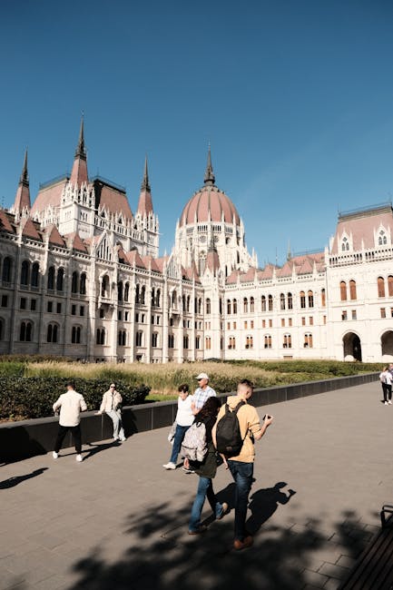 Decizia USR privind moțiunea de cenzură: Prezență, dar fără vot