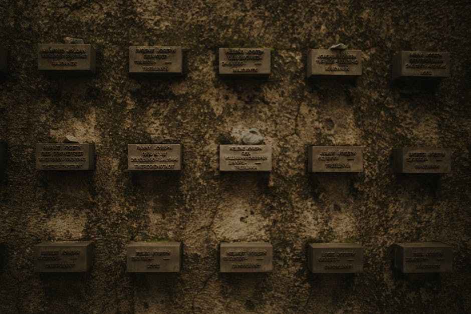 Târgu Mureș onorează victimele Holocaustului în ziua de comemorare