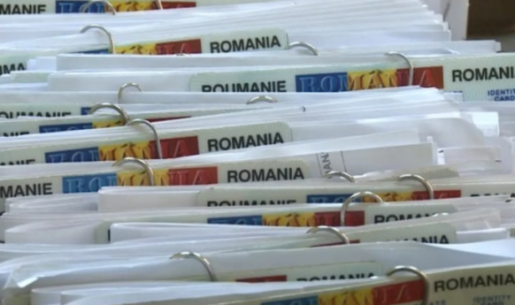 Cetățenii din Olt pot solicita cartea electronică de identitate începând cu 5 iunie 2025, inclusiv pentru copiii sub 14 ani