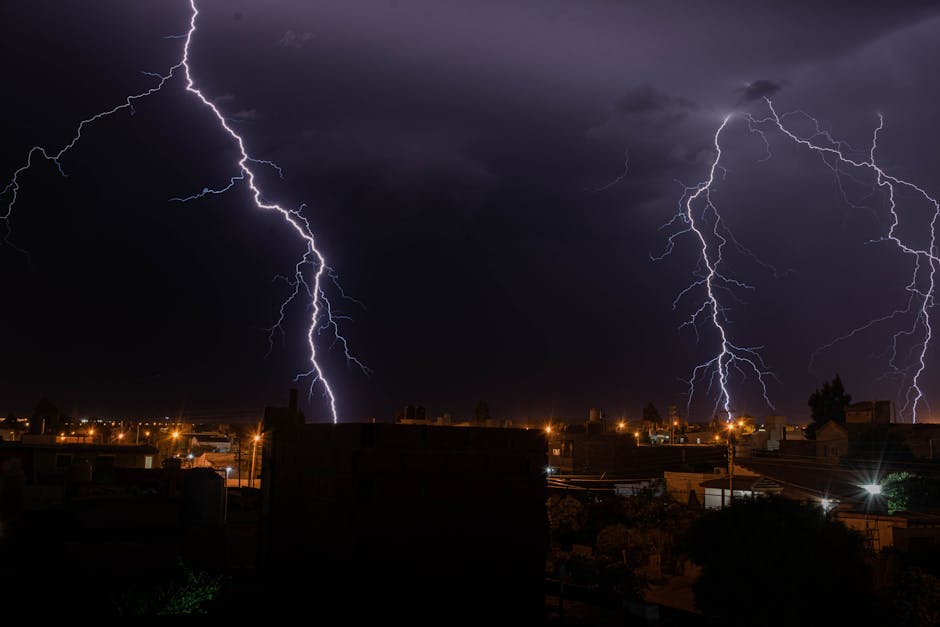 Weekend cu vreme instabilă în Iași: averse și vijelii în prognoza meteorologică