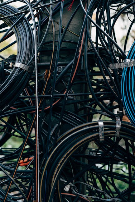 Cablurile de internet din Cușma, o problemă urgentă semnalată de cetățeni