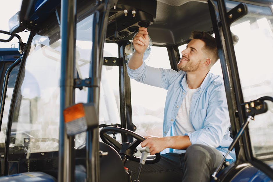 Bărbat din Costeștii de Vale, prins conducând un utilaj agricol fără permis